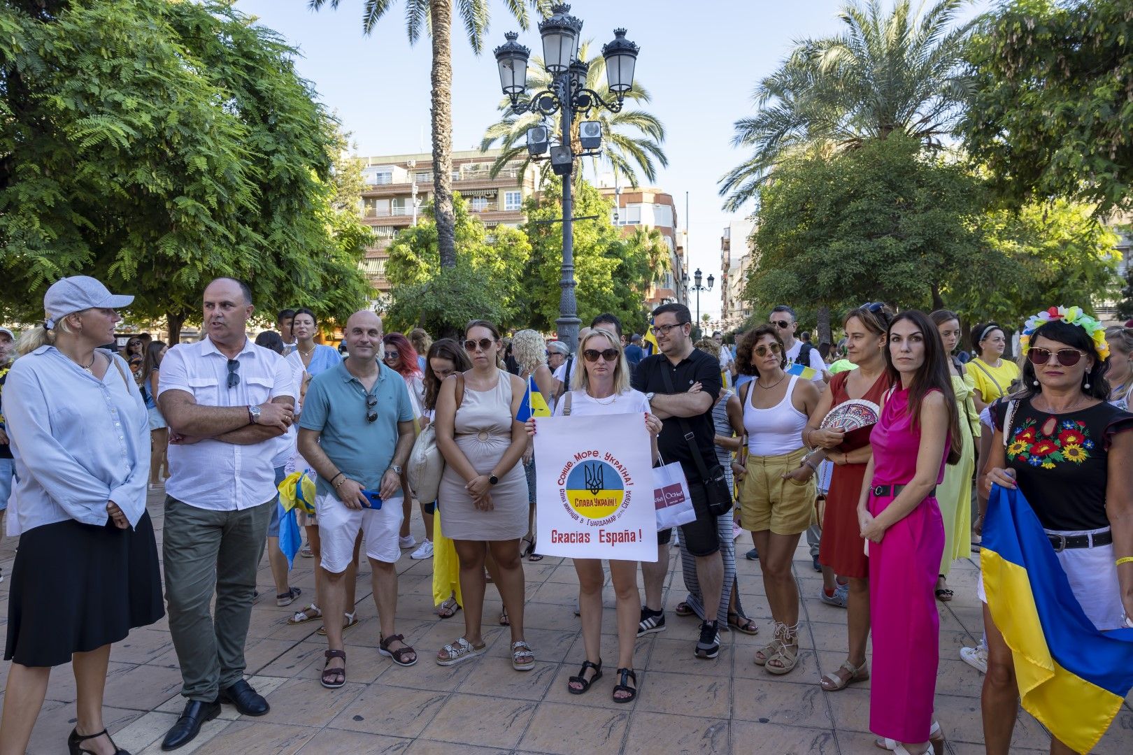 Celebración del aniversario de la independencia de Ucrania en las calles de Torrevieja y el Parque de las Naciones