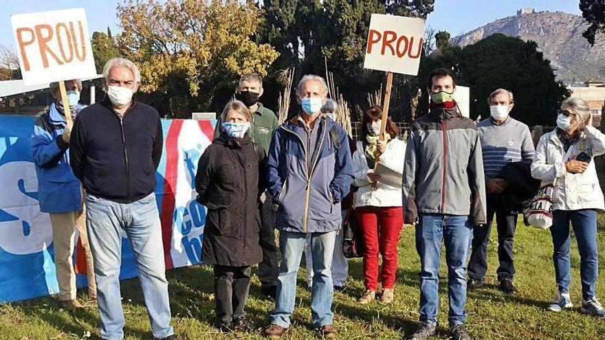 Una protesta d&#039;ecologistes i pagesos per la carretera C32, en una imatge d&#039;arxiu.