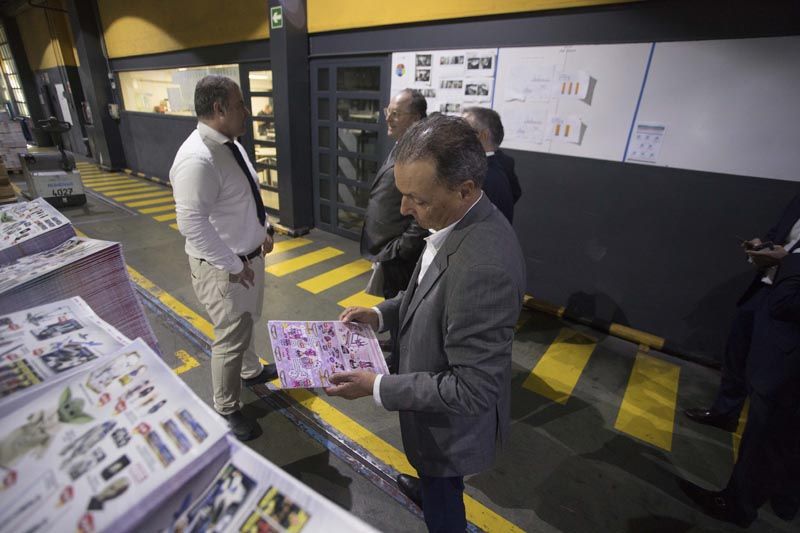 Representantes de la CEV visitan el diario Levante-EMV y asisten a la charla del consejero delegado de Prensa Ibérica Aitor Moll