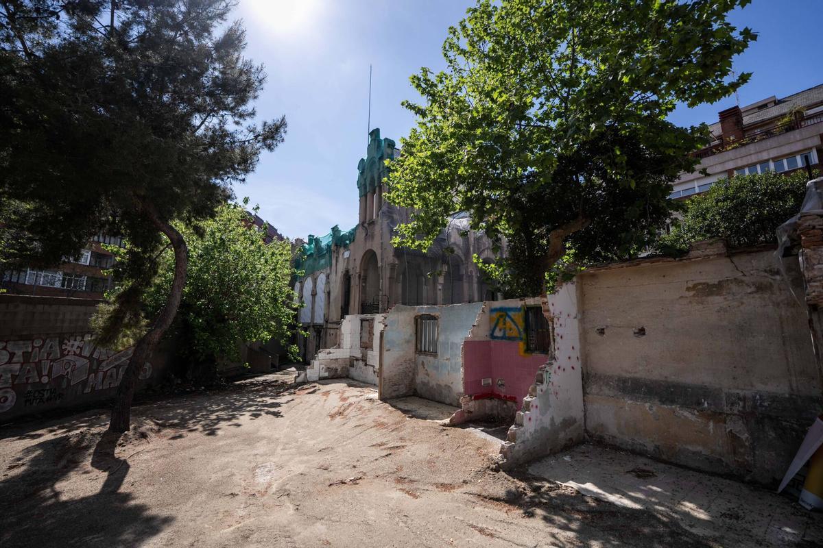 Vista de la Casa Tosquella en abril de 2026, pendiente de rehabilitar