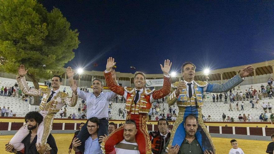 Corrida de toros en Cehegín (El Cid, Manuel Escribano y Antonio Puerta), en imágenes