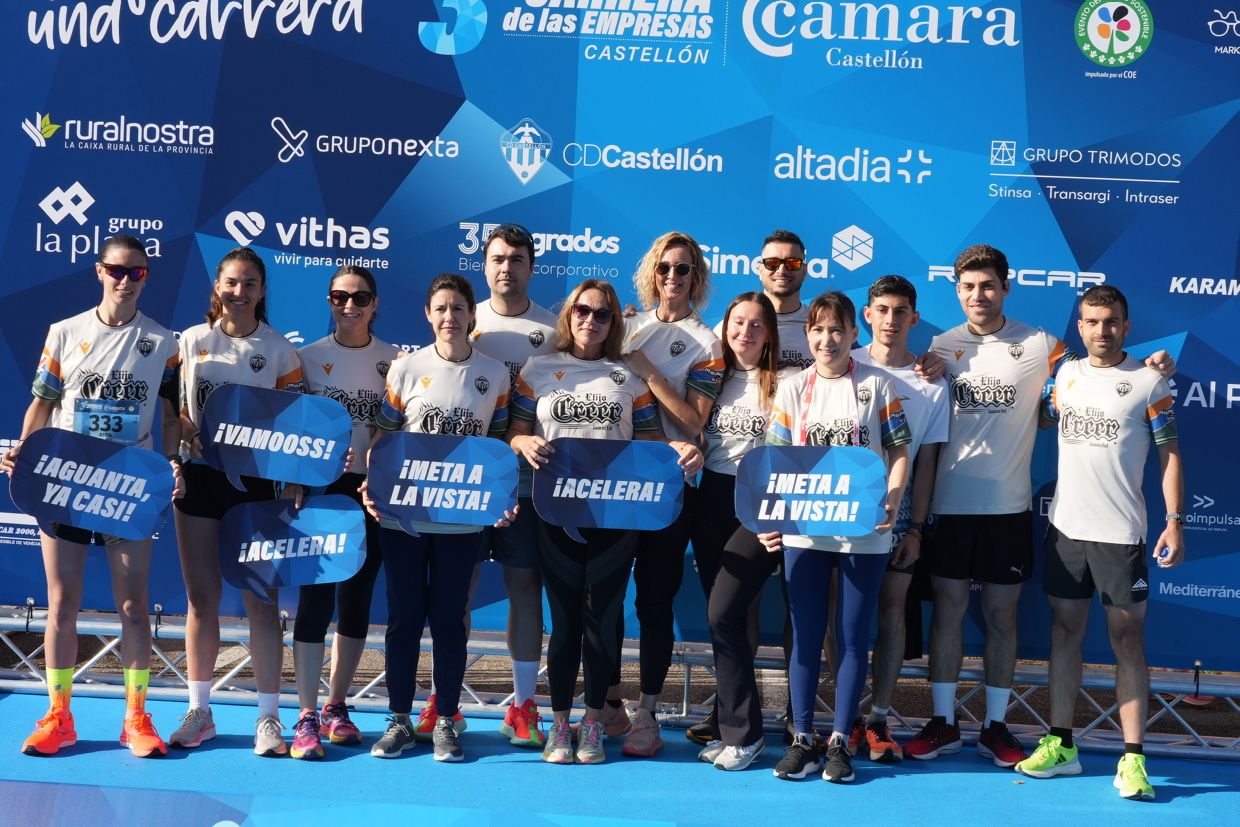 Búscate en las fotos de la Carrera de las Empresas en Castellón