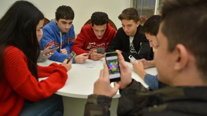 Alumnos de Maristas durante una de las pruebas del concurso