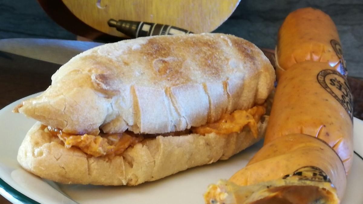Bocadillo de chorizo de Teror.