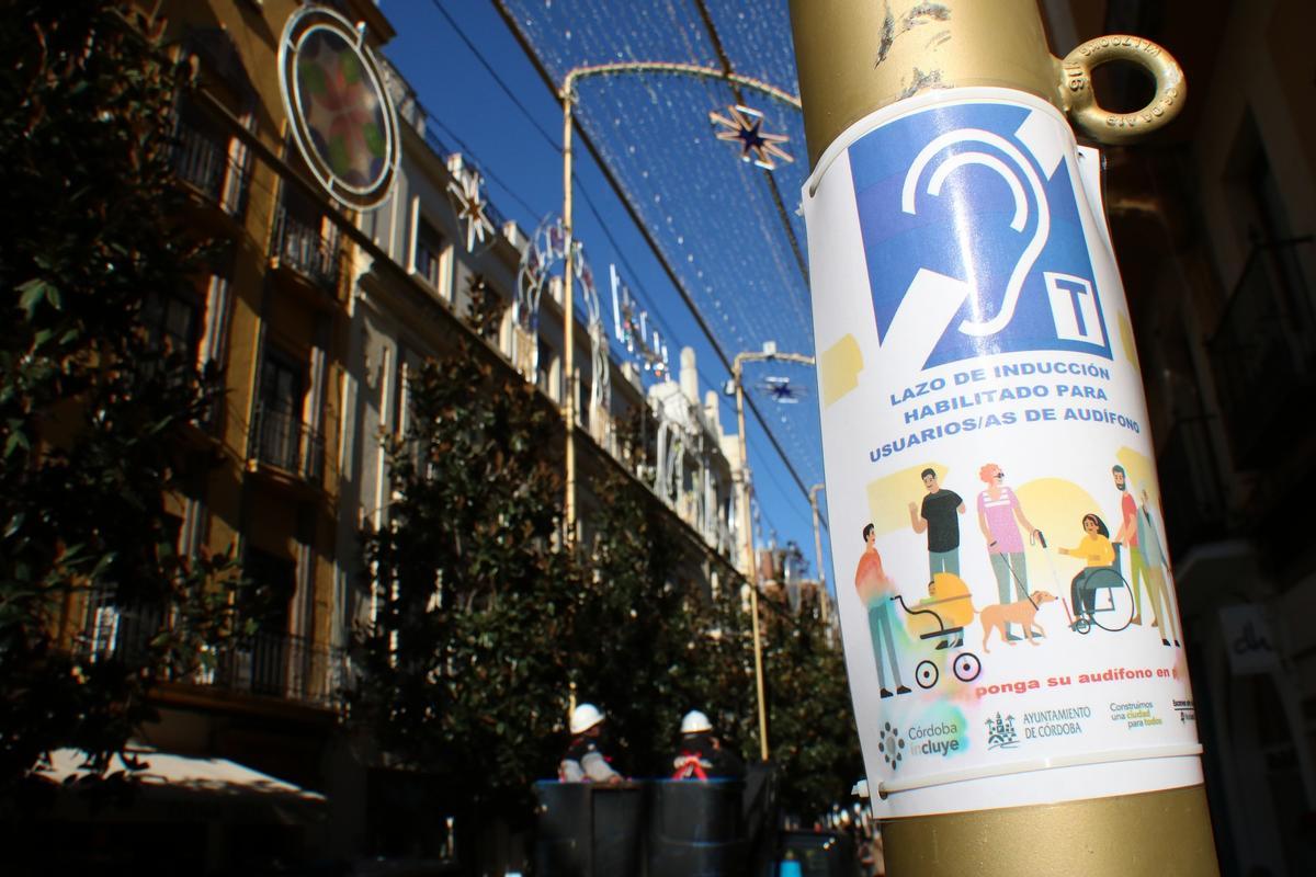 La Delegación llevó el sistema de bucle magnético al espectáculo de luz y sonido de Cruz Conde.