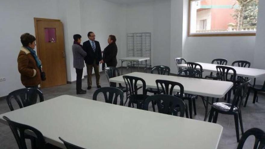 Las instalaciones del comedor social durante una visita institucional.  // Gonzalo Núñez
