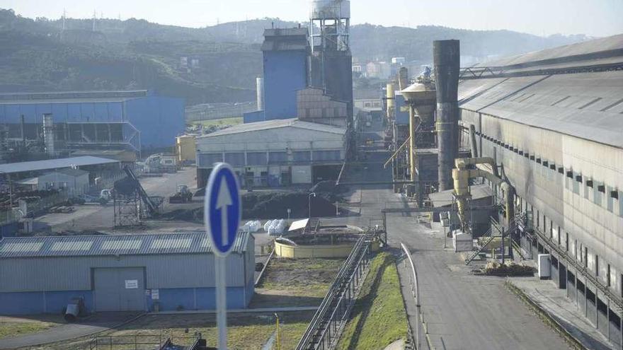 Planta de producción de aluminio de Alcoa en el polígono de A Grela, en A Coruña.