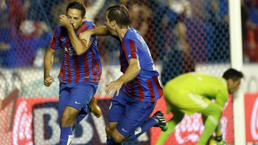 El Levante bloqueó al Valencia y se llevó el derbi