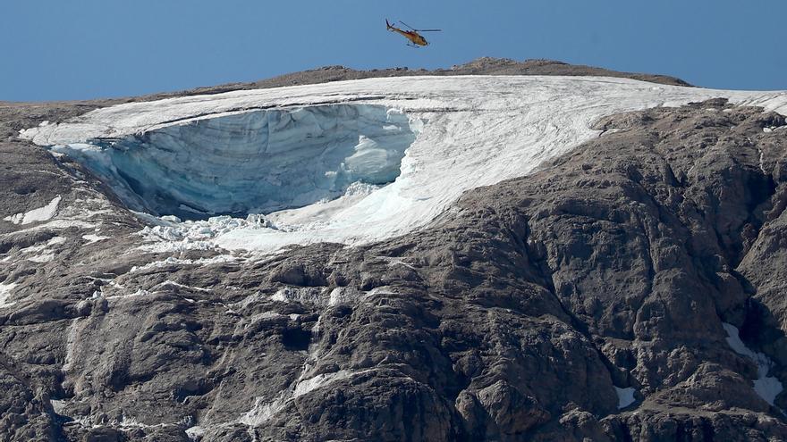 Ascienden a ocho los muertos por el desprendimiento del glaciar en los Alpes italianos