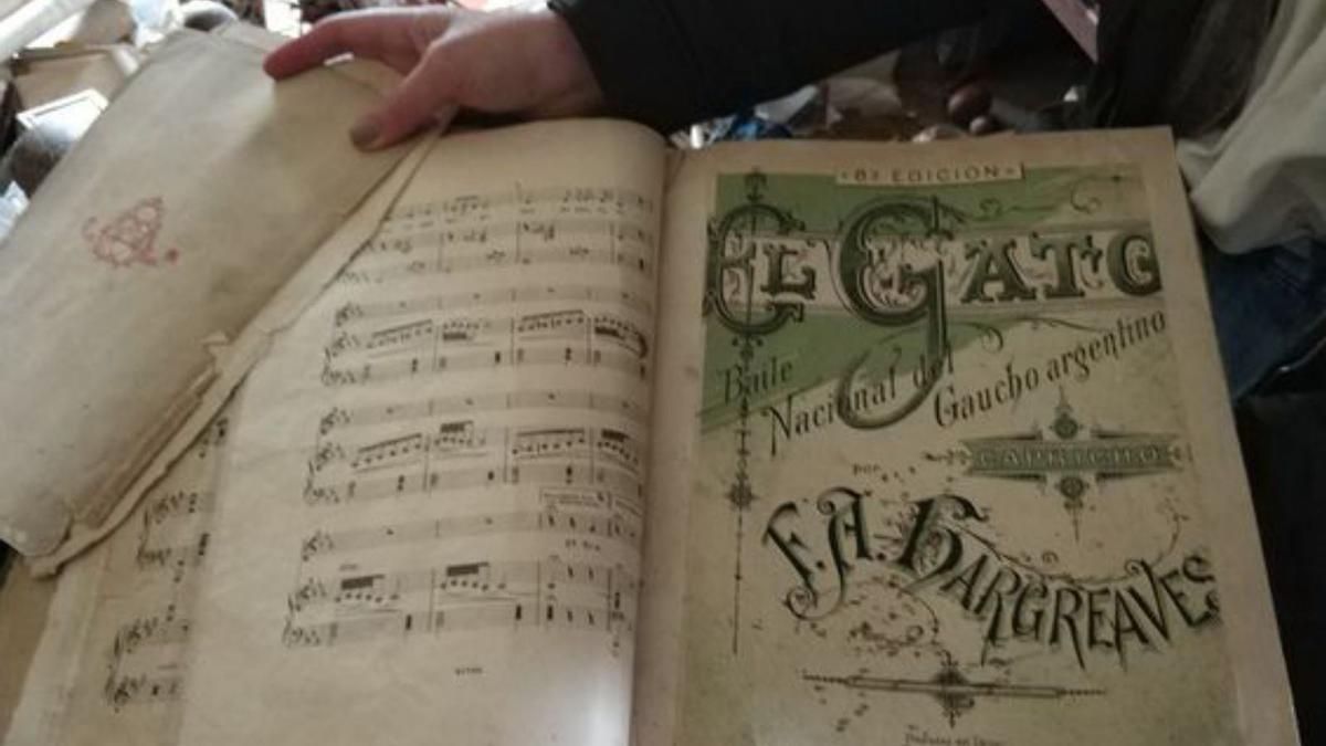 Un libro de partituras de los años 20