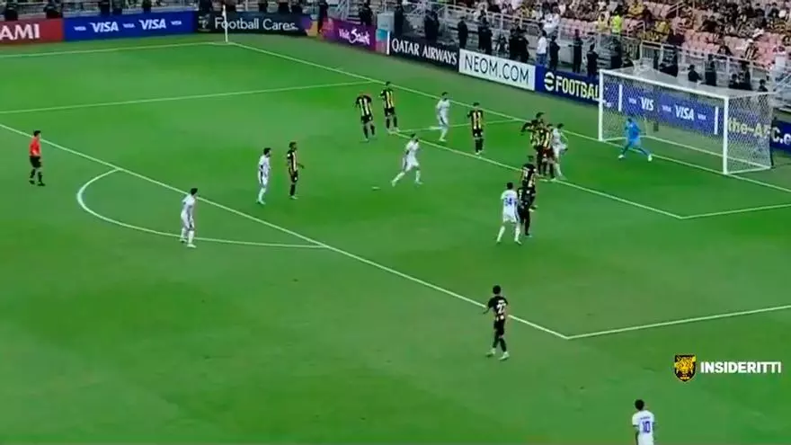 ¿Qué hiciste Benzema? Vean el golazo del francés...¡en propia puerta! Y ya van dos este año