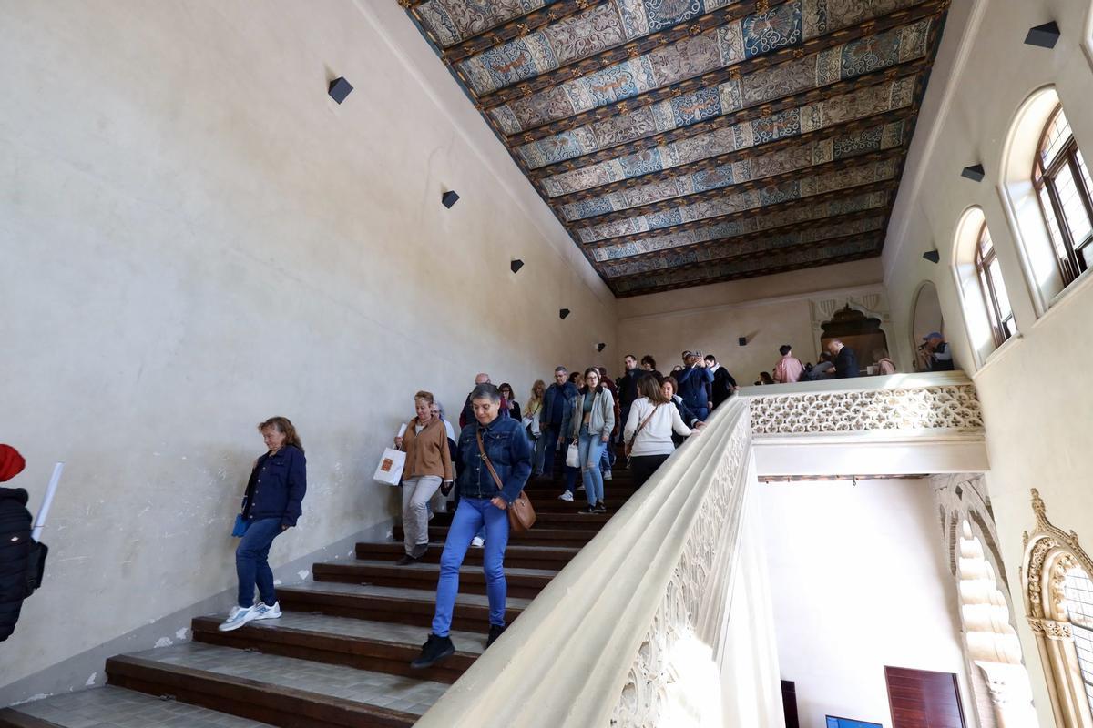 En imágenes | Primer día de puertas abiertas del palacio de La Aljafería