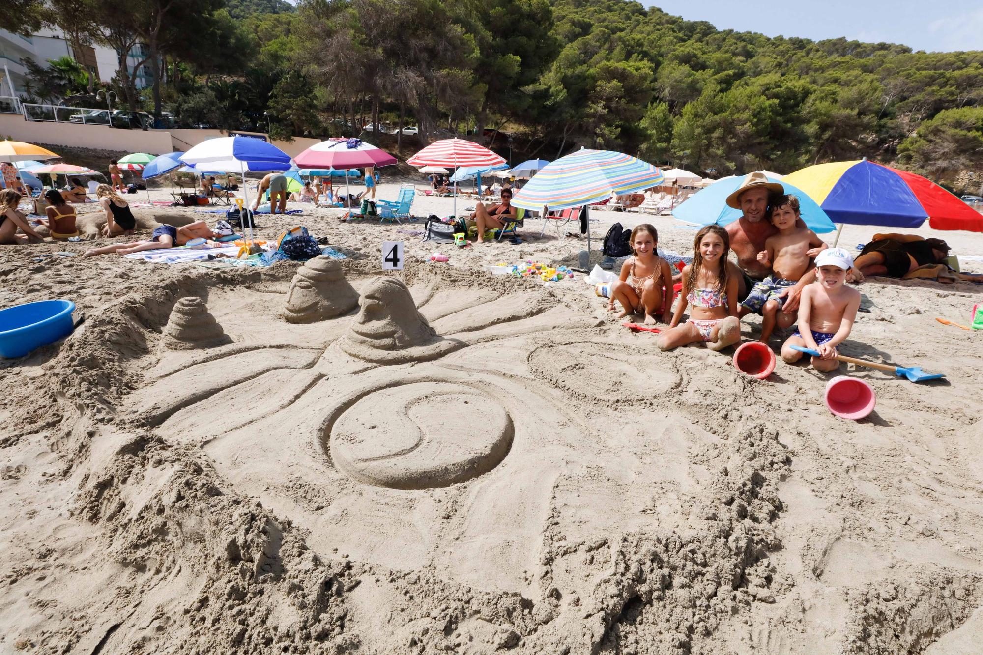 Concurso de castillo de arena en Santa Eulària