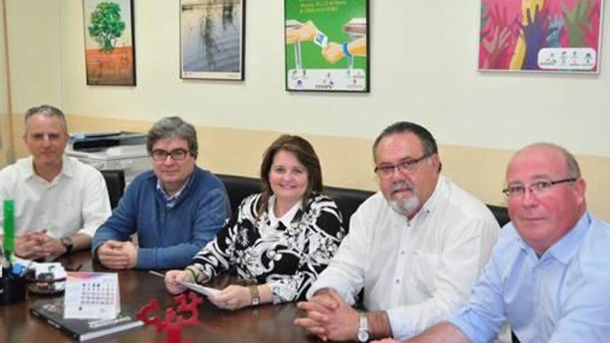 Miembros del Foro de Padres por la Elección de la Lengua.