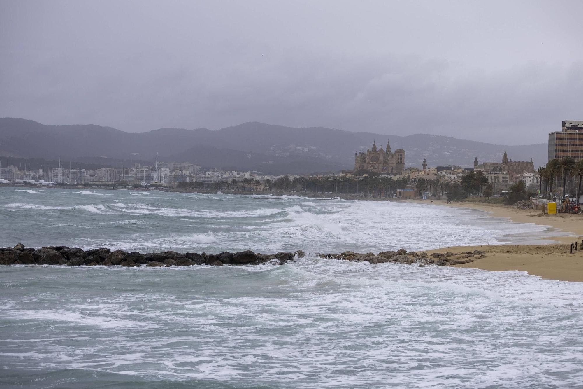 El temporal sacude Mallorca con rachas de más de 80 kilómetros por hora
