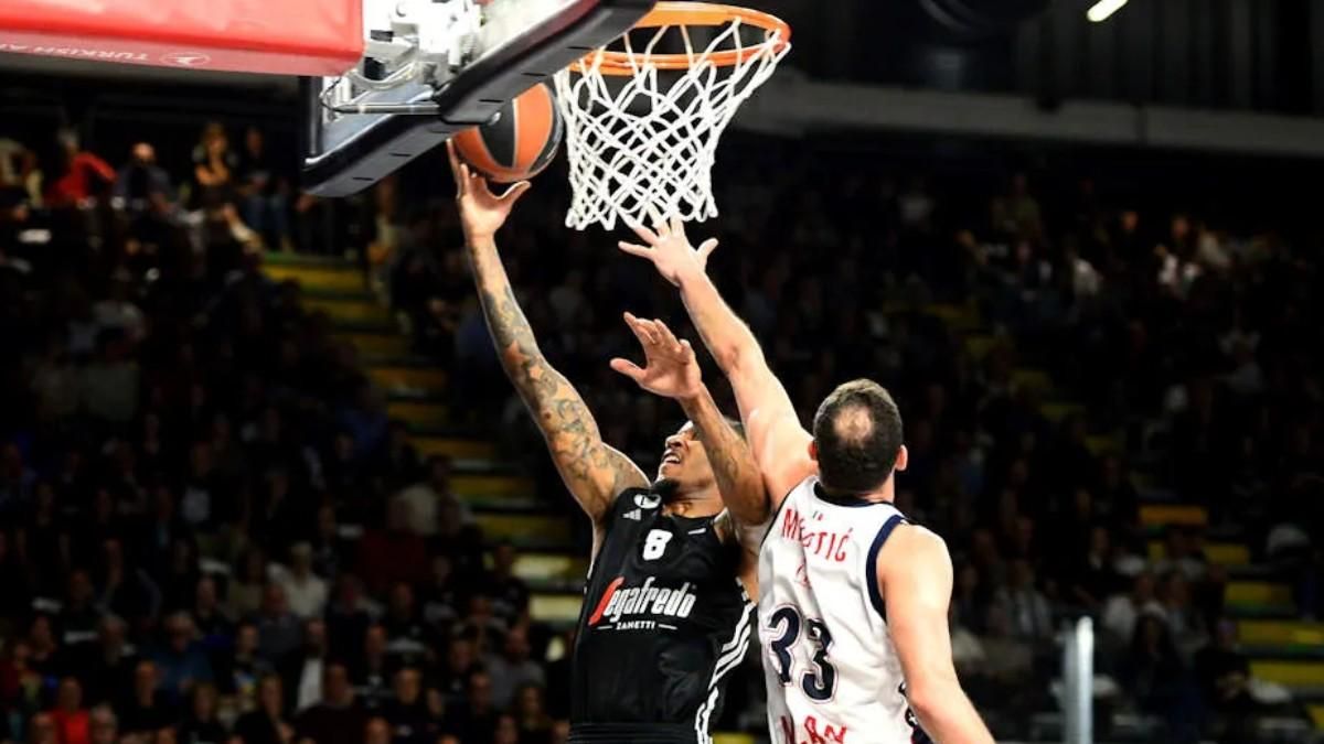 Will Clyburn, ante Nikola Mirotic