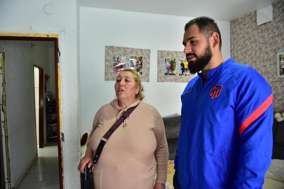 Fotogalería | Así vive un demandante de vivienda social en Plasencia, que se ha quedado fuera por falta de pisos