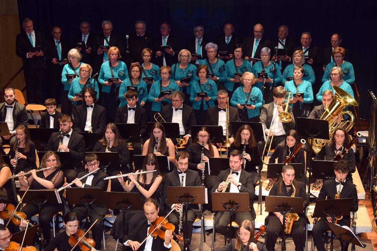 El concierto se desarrolló en el Auditorio Municipal de Valga, sito en Cordeiro.