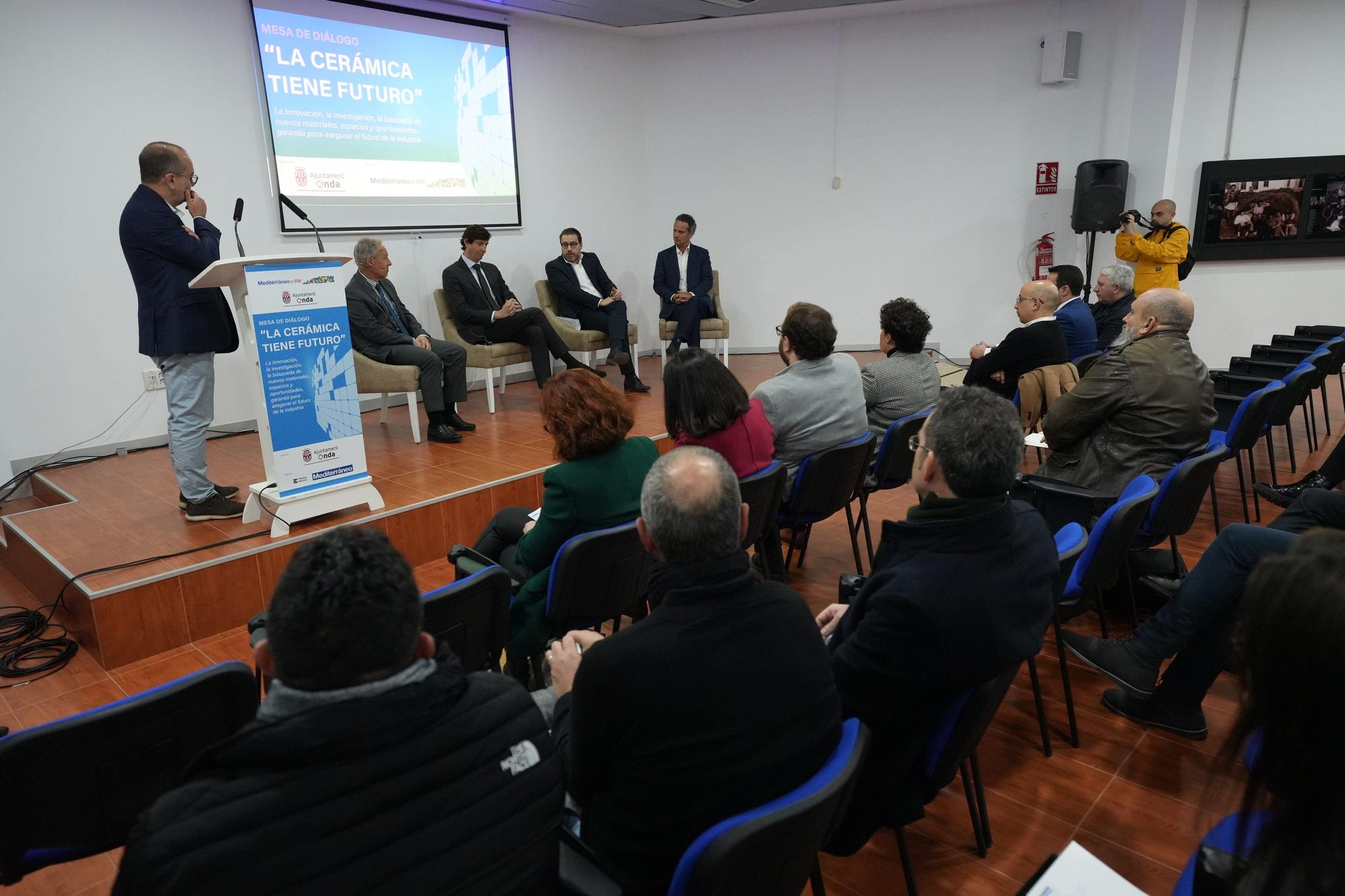 Jornada de debate en Onda sobre el futuro de la cerámica