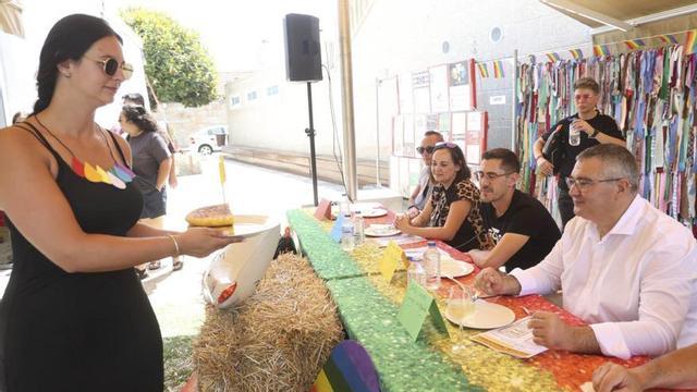 Ribadumia pone el broche a la Ruada das Gotas con zumba, música y tortillas | NOÉ PARGA