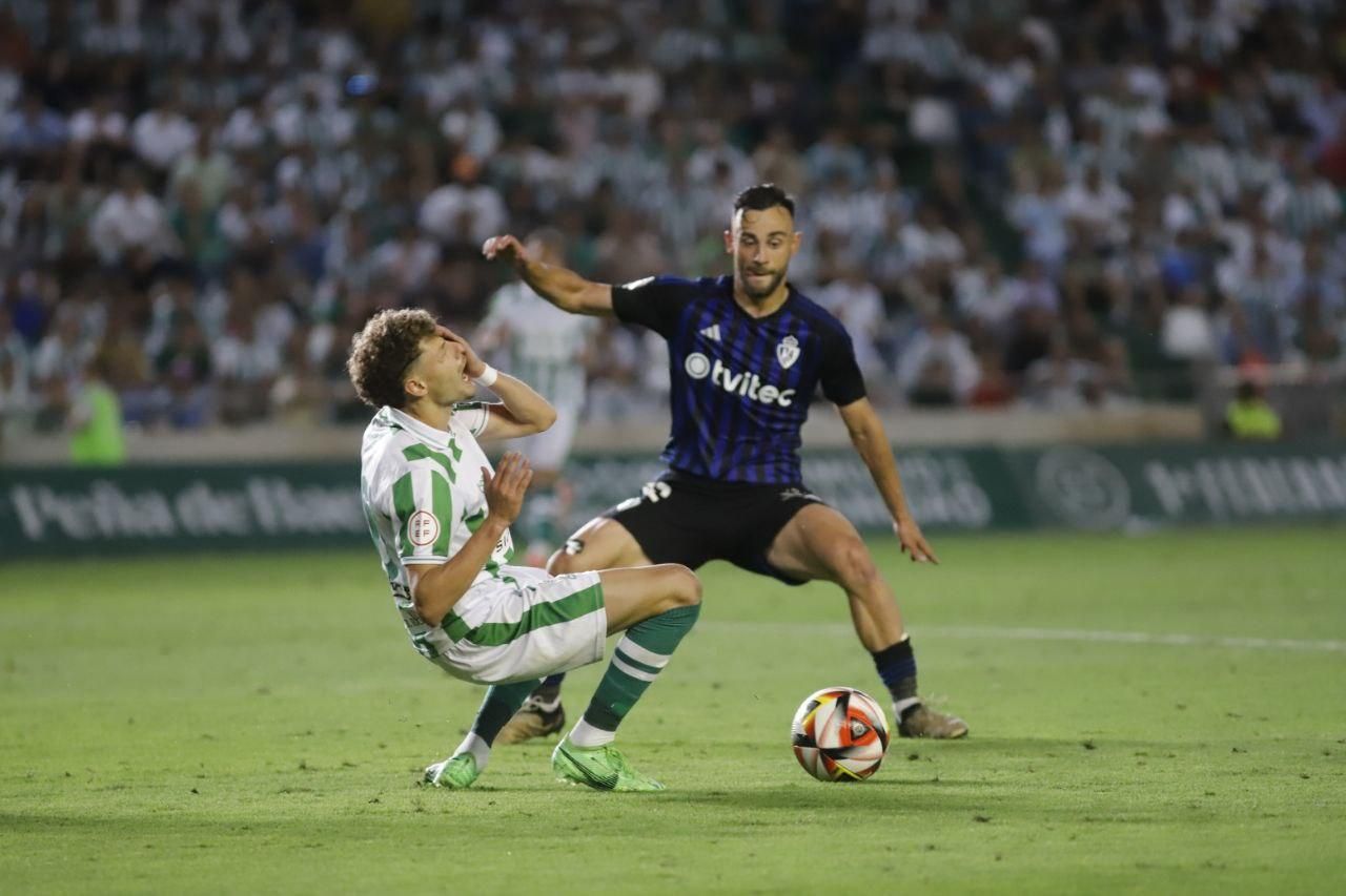 Las imágenes del Córdoba CF-Ponferradina del play off de ascenso a Segunda