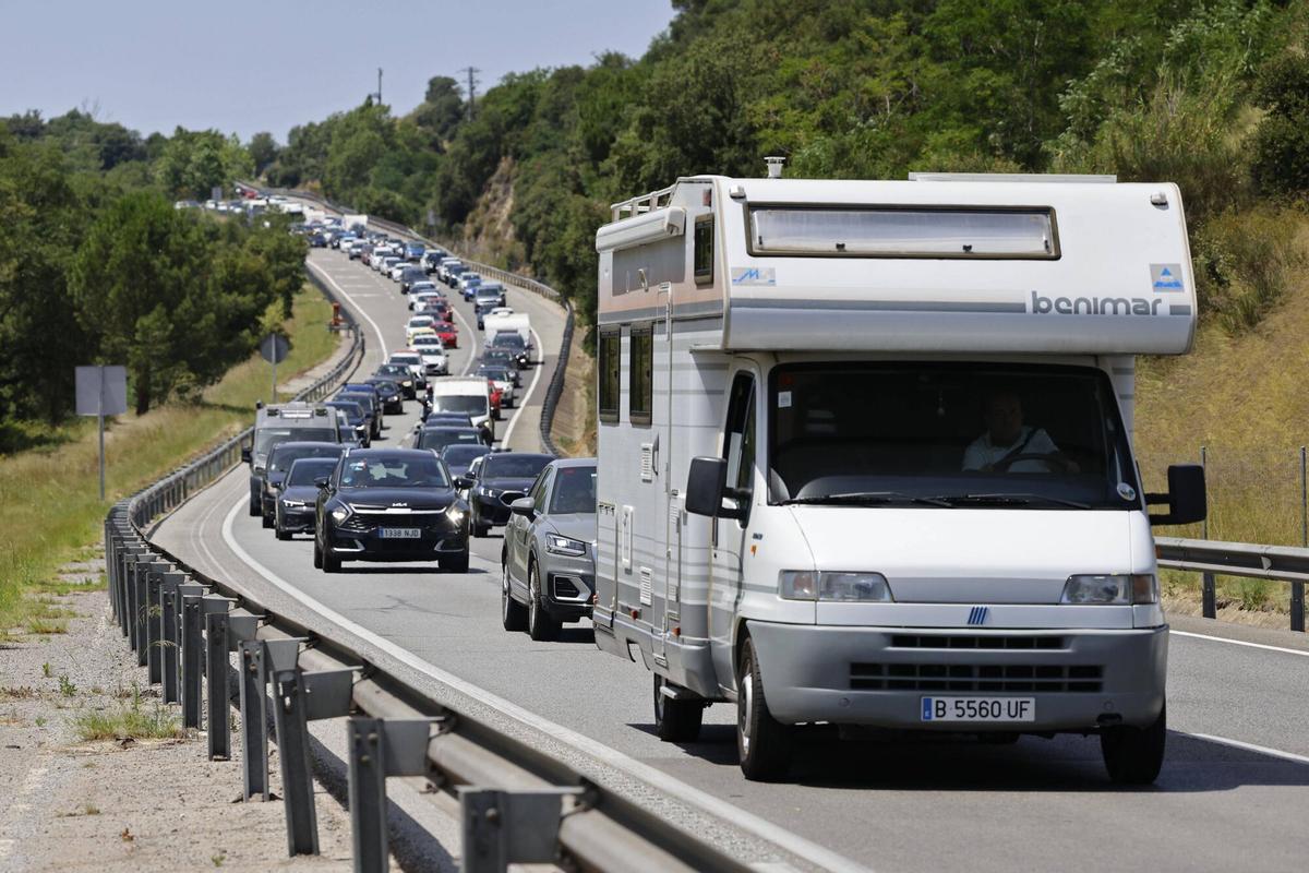 Cues i platges plenes aquest dissabte a la Costa Brava Cues i platges plenes aquest dissabte a la Costa Brava