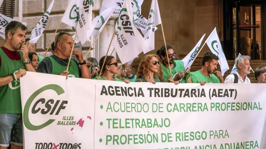 VÍDEO | Poca incidencia del paro de los funcionarios de Hacienda de Mallorca