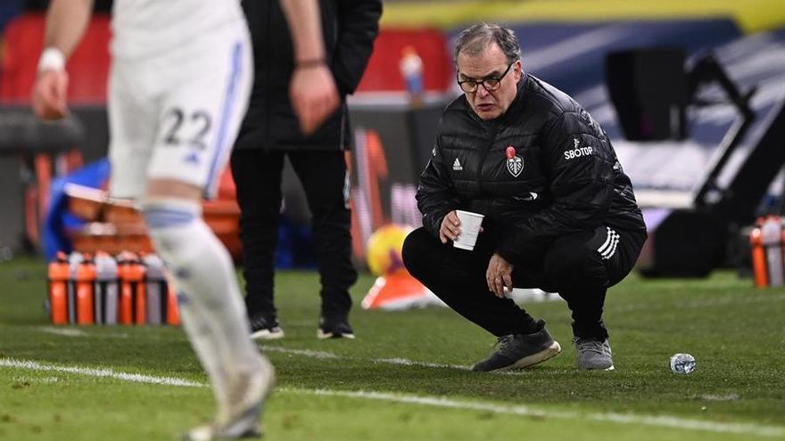 Bielsa denuncia que sufrió &quot;acoso&quot; del Lille antes de ser despedido