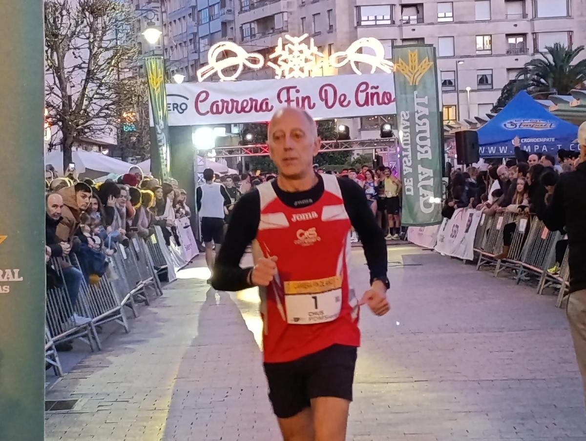 Alejandro Onís y Laura López vencen la prueba absoluta de La Pola