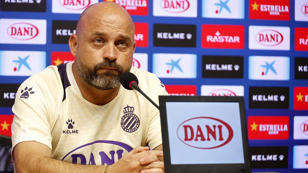 Manolo González en la rueda de prensa