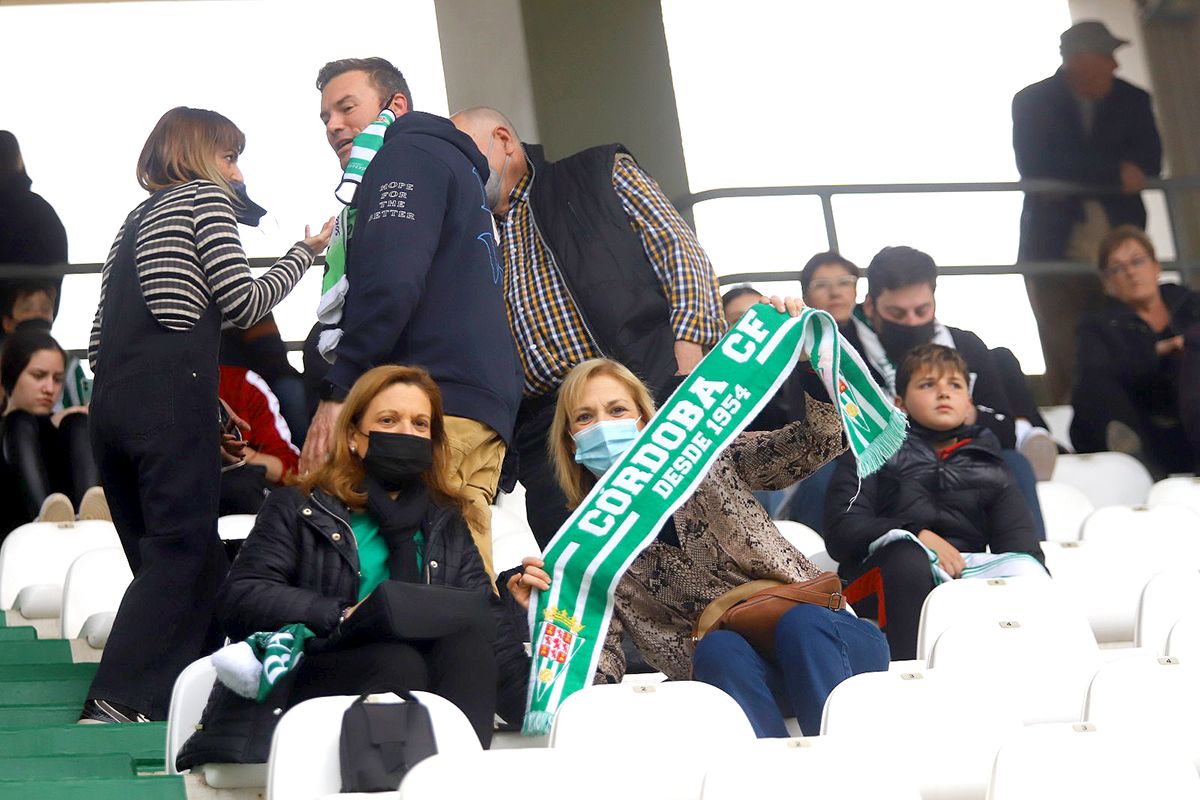 Córdoba CF - San Roque: Las imágenes de la afición en el Arcángel