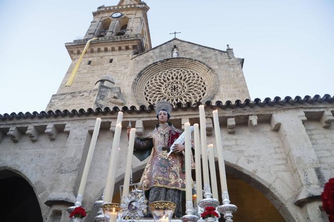 San Lorenzo Mártir recorre las calles de Córdoba en su tradicional procesión de agosto