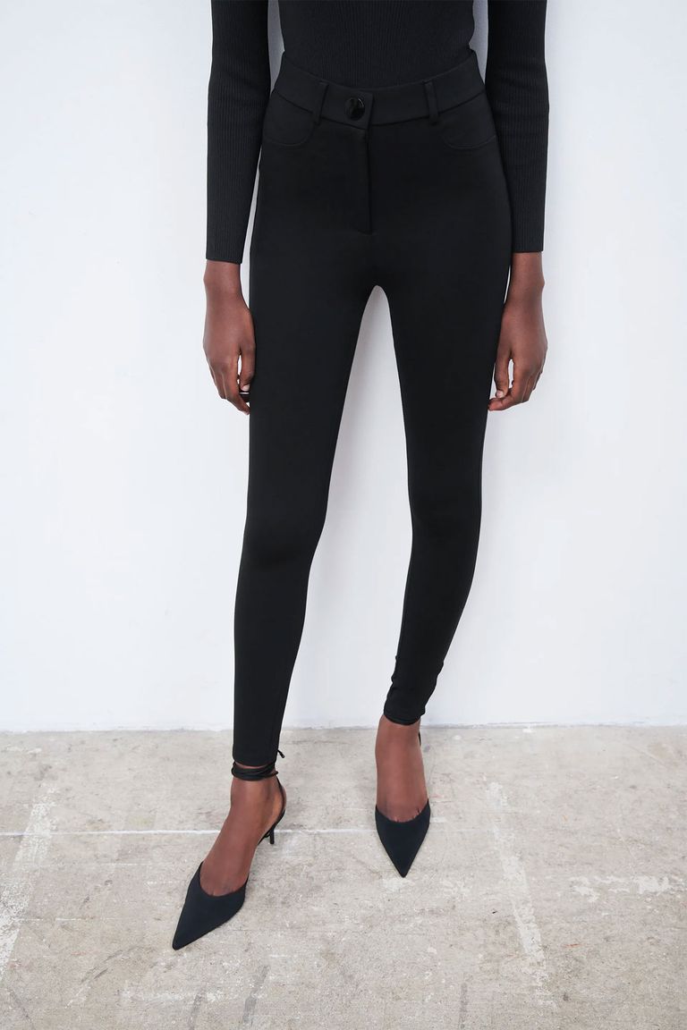 Leggins con efecto reductor de Zara