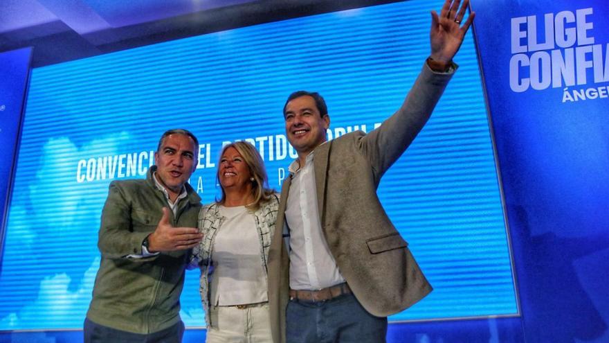 Elías Bendodo, Ángeles Muñoz y Juanma Moreno, en un acto del PP en Marbella. | L.O.