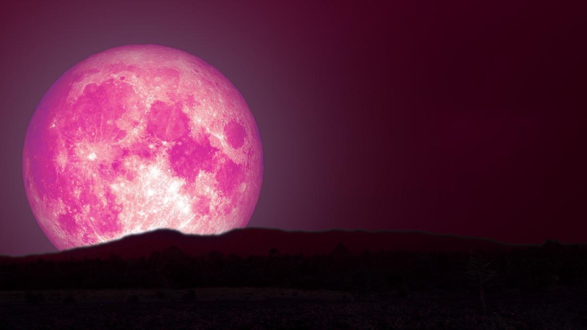 Superluna rosa de abril.