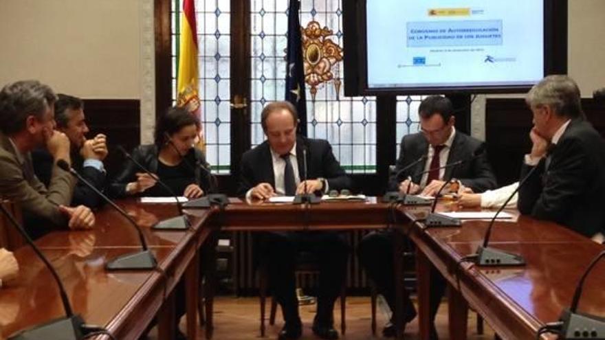 Los jugueteros firman un código  de autorregulación de la publicidad