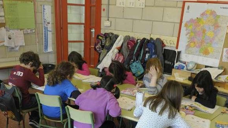 A Coruña concentra el 60% de colegios que cerrarán este año por falta de alumnos