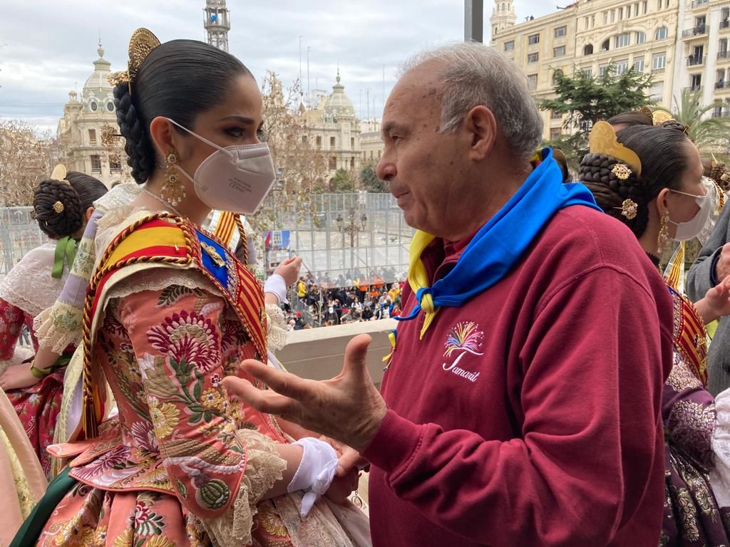 La mascletà con los colores de Ucrania, en imágenes