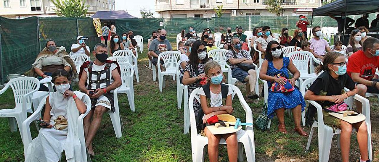 Una Festa do Esquecemento distinta y con de mascarilla. |   // OSORIO