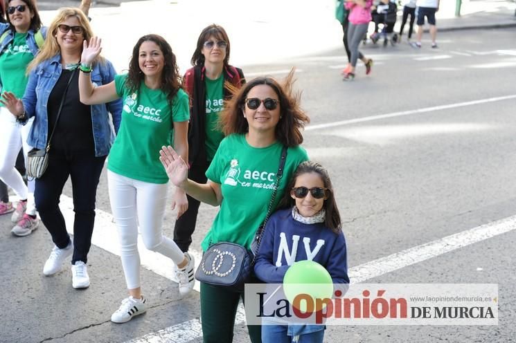 2.000 personas marchan contra el cáncer en Murcia