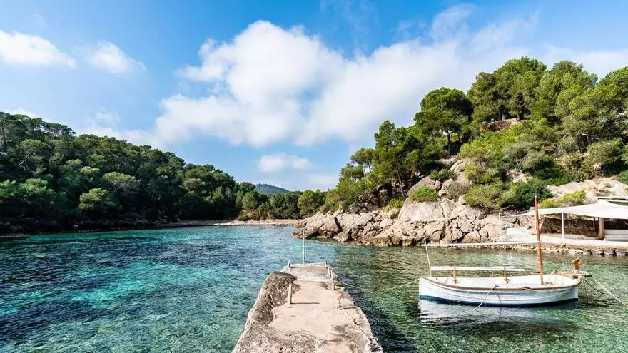 Las raíces de la actriz Ángela Molina (70 años) está en la isla más codiciada de España: "No sé hablar de ella en otro idioma que no sea el de la gratitud"