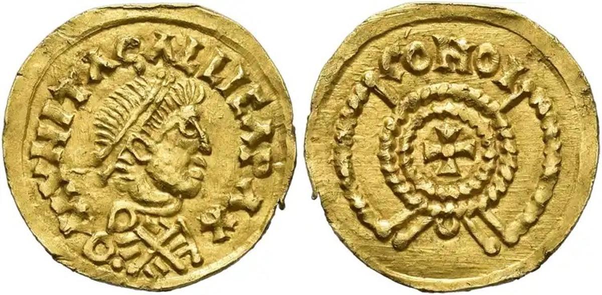 Detalle de la moneda de la época sueva