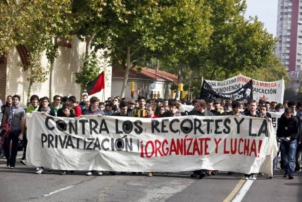 Fotogalería de la protesta en defensa de la Educación Pública