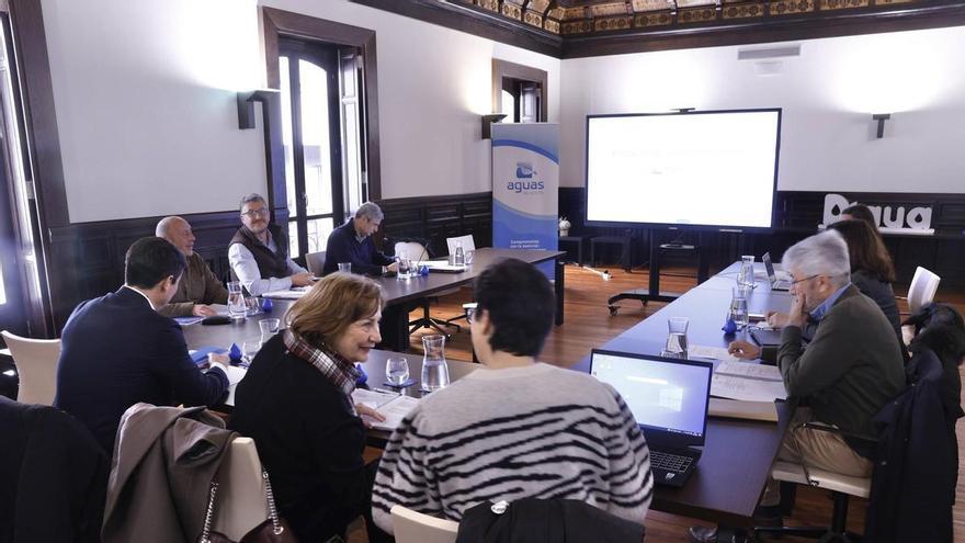 Negociación contrarreloj en Avilés: el Ayuntamiento busca los equilibrios para evitar el juicio millonario con Asturagua