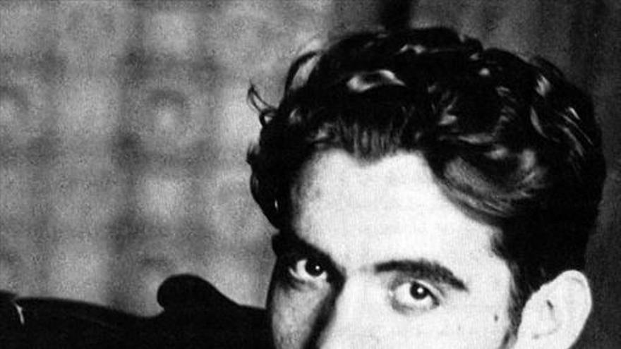 Un libro recoge entrevistas a Lorca en la prensa, incluida la última