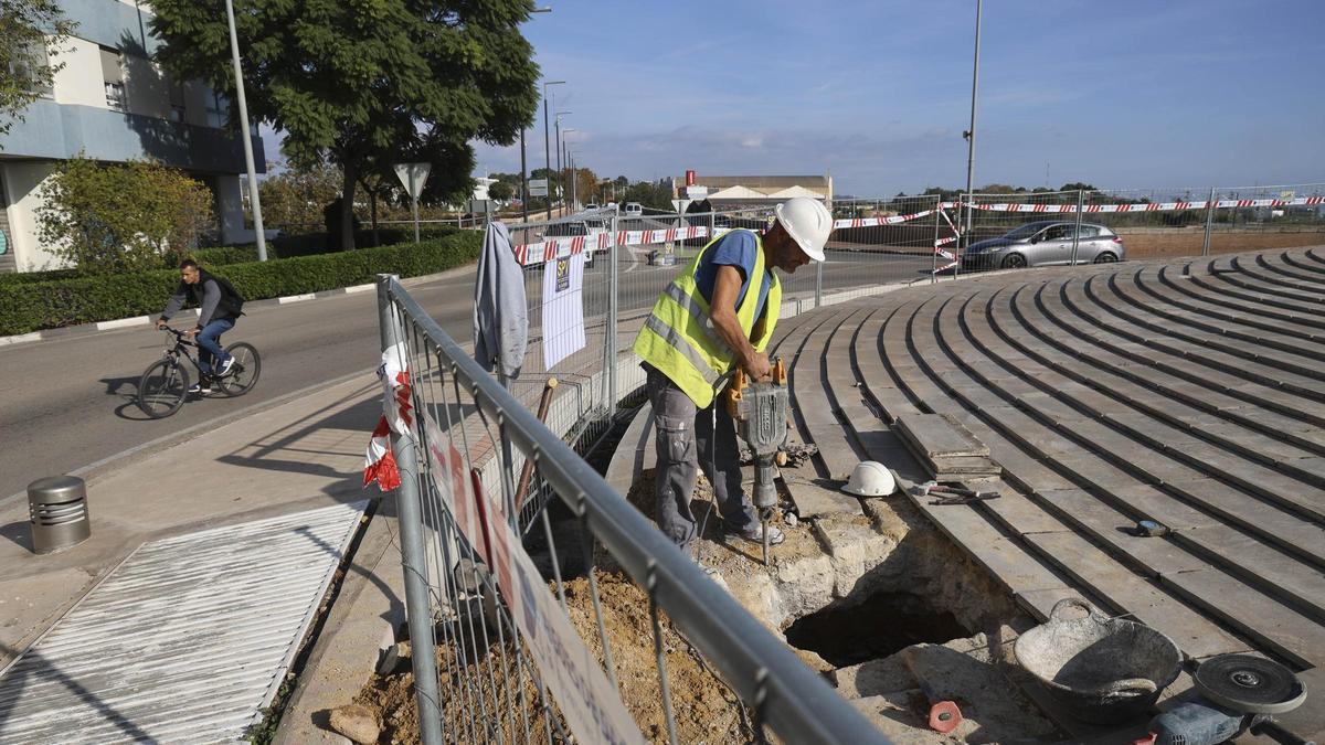 Sagunt inicia las obras para reparar su fuente de las Víctimas del Terrorismo