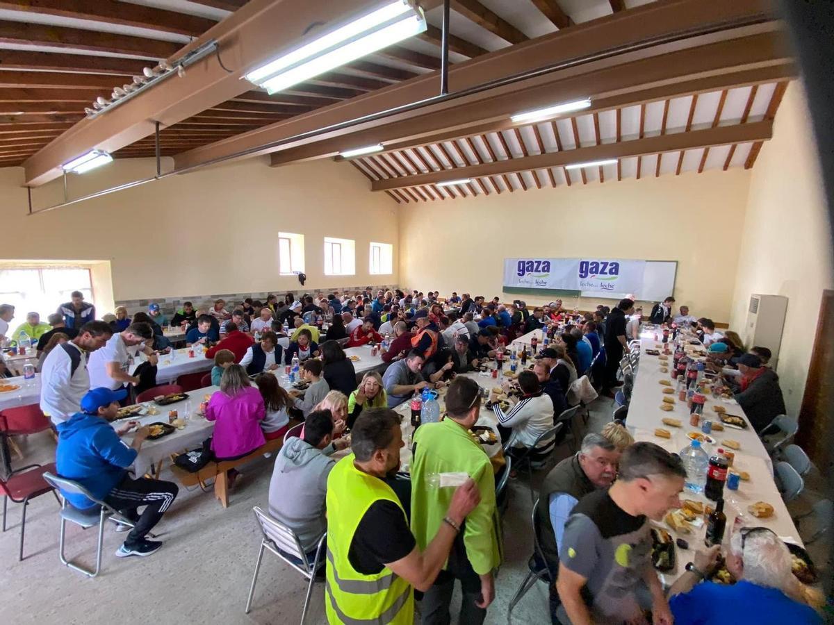 Comida tras la Marcha de Peñausende