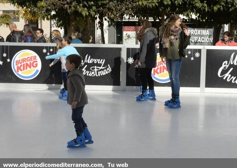 Galería de fotos --  Castellón sobre hielo en Navidad