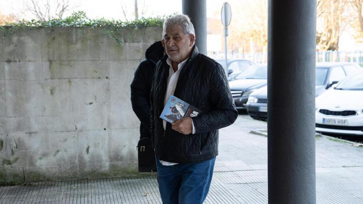 Laureano Oubiña en su llegada a los Juzgados de Vilagarcía, en una imagen de archivo
