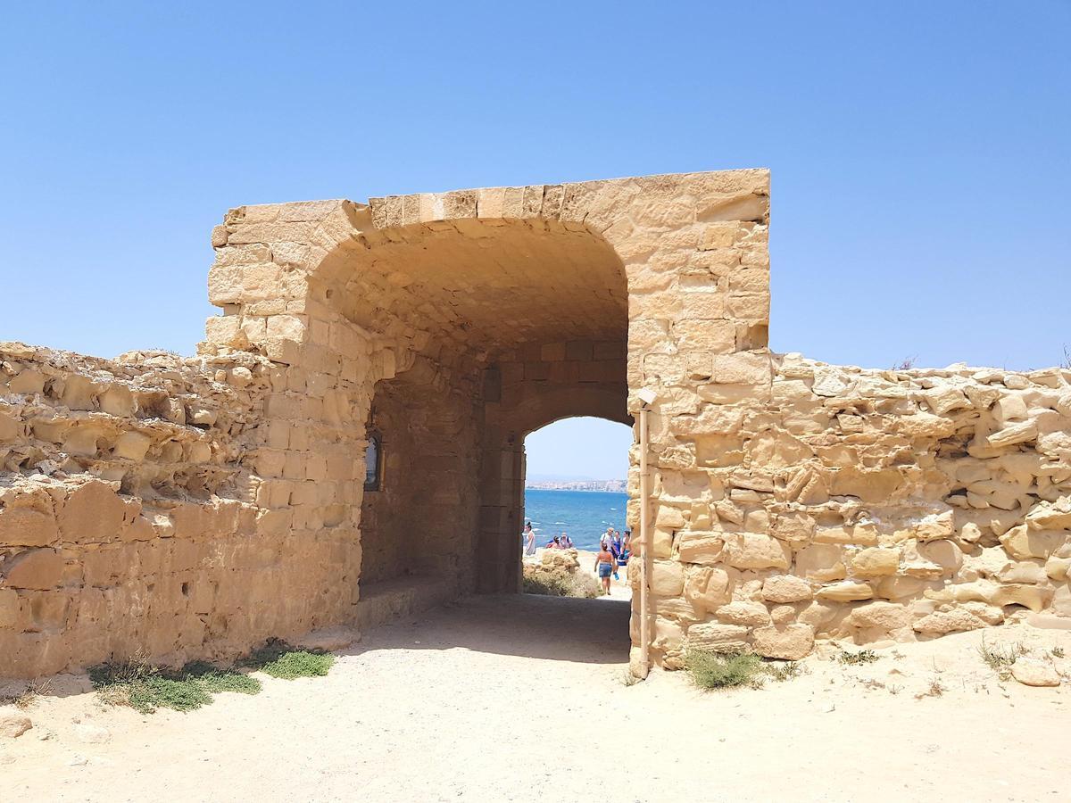 Puerta de San Gabriel, de Poniente o Trancada.